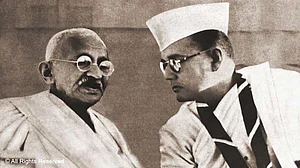 Did Netaji die in an air crash?