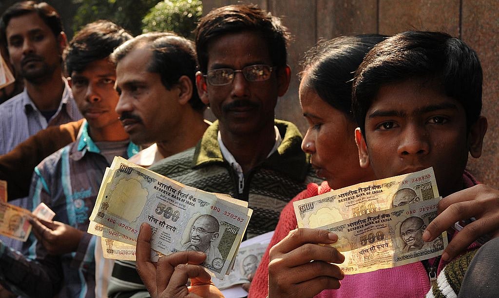 Cabinet clears ordinance on penalties for holding old notes