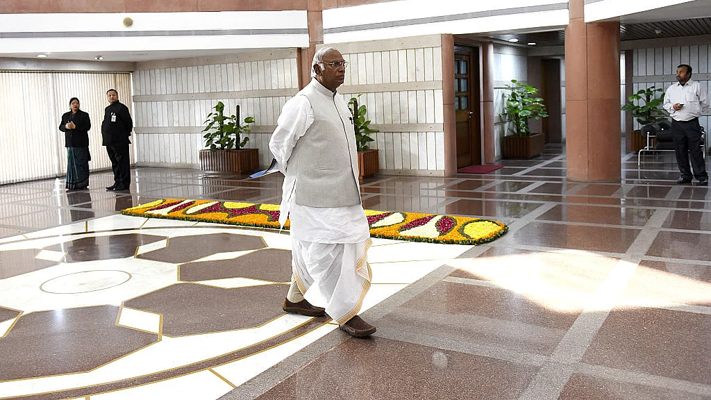 

Photo by Mohd Zakir/Hindustan Times via Getty Images