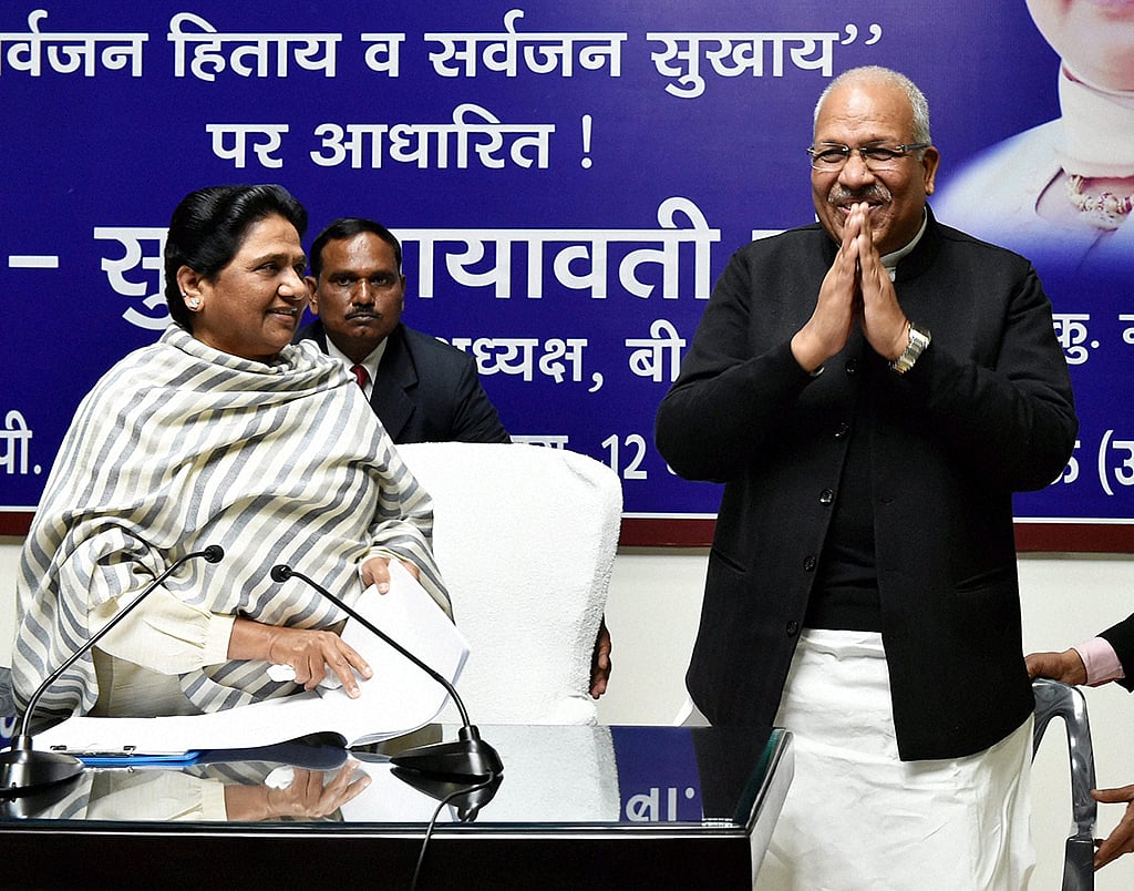 As senior MSY aide joins BSP, is there trouble in Samajwadi Party?