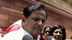 Withdraw RBI’s arbitrary restrictions, demands Ahmed Patel