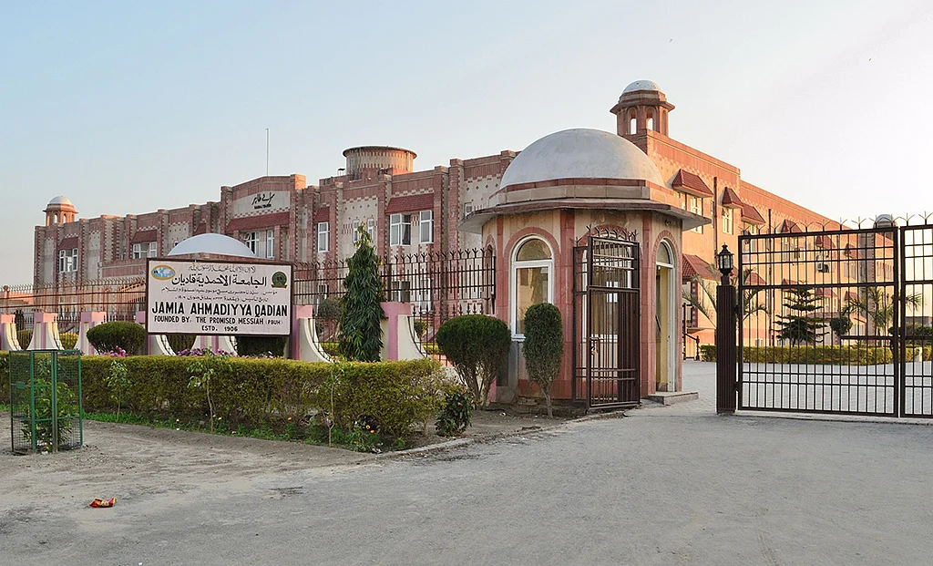 Punjab Polls: The mood in Malerkotla and Qadian