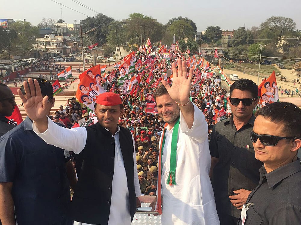 Varanasi: Battle of the road shows
