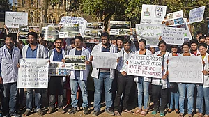 March 23: Top news at 1 pm