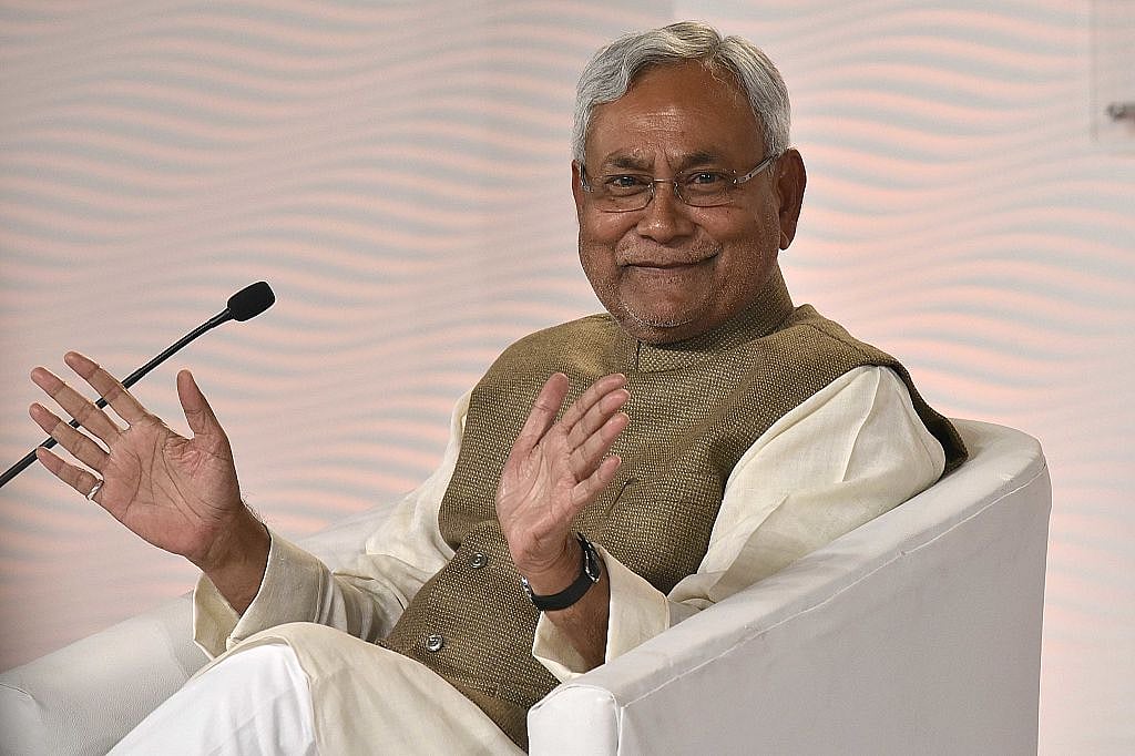 

Nitish Kumar asks Congress, Left to take lead on grand alliance