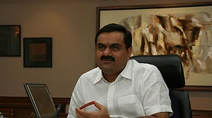 Australian travels to Gujarat, finds Adani ‘dangerously powerful’
