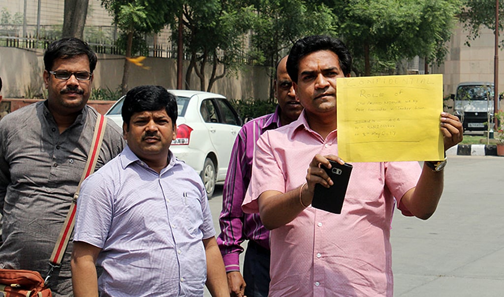 Kapil Mishra files 3 complaints with CBI, threatens  hunger strike