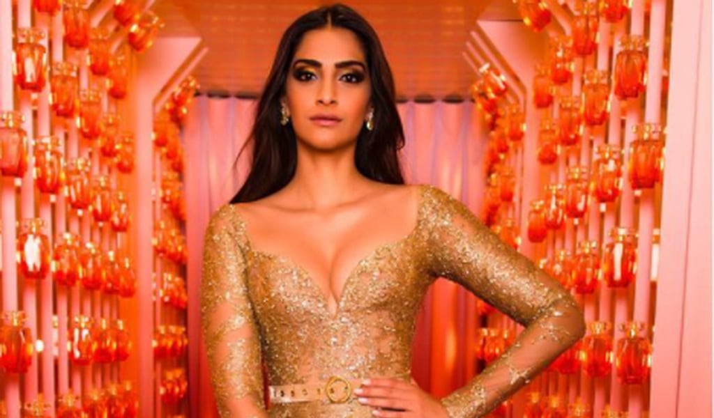 Entertainment: Sonam dazzles Cannes with her golden glamour
