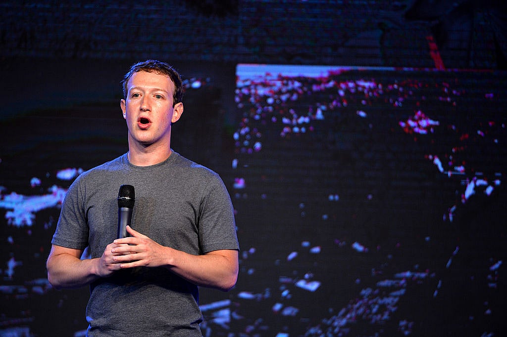Facebook alert on fake news, uses print for advisory