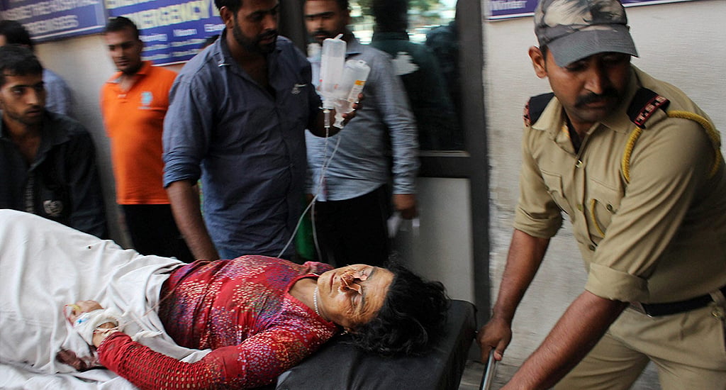 Pak ceasefire violation: 2 killed, 3 injured in Pak shelling