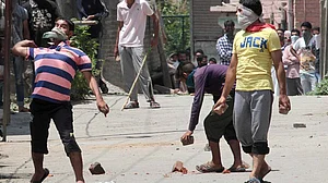 In The Headlines: EC cancels upcoming Anantnag bypoll