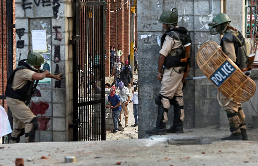 Army officer’s defence on human shield questioned