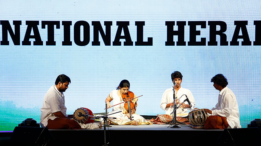 NH Photo
