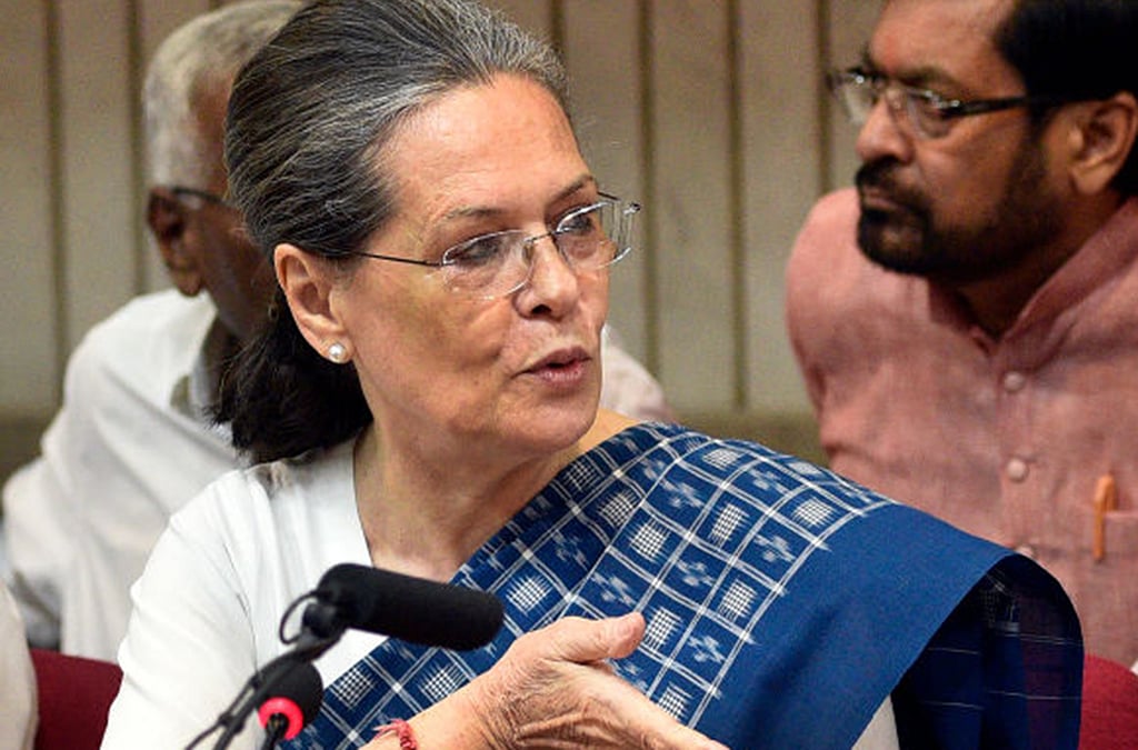 Prez poll demands a vote of conscience: Sonia