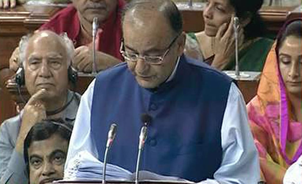 Names of donors, donees must be public: Cong on political funding