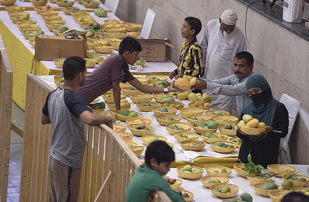 Aam kebabs in the city of Nawabs
