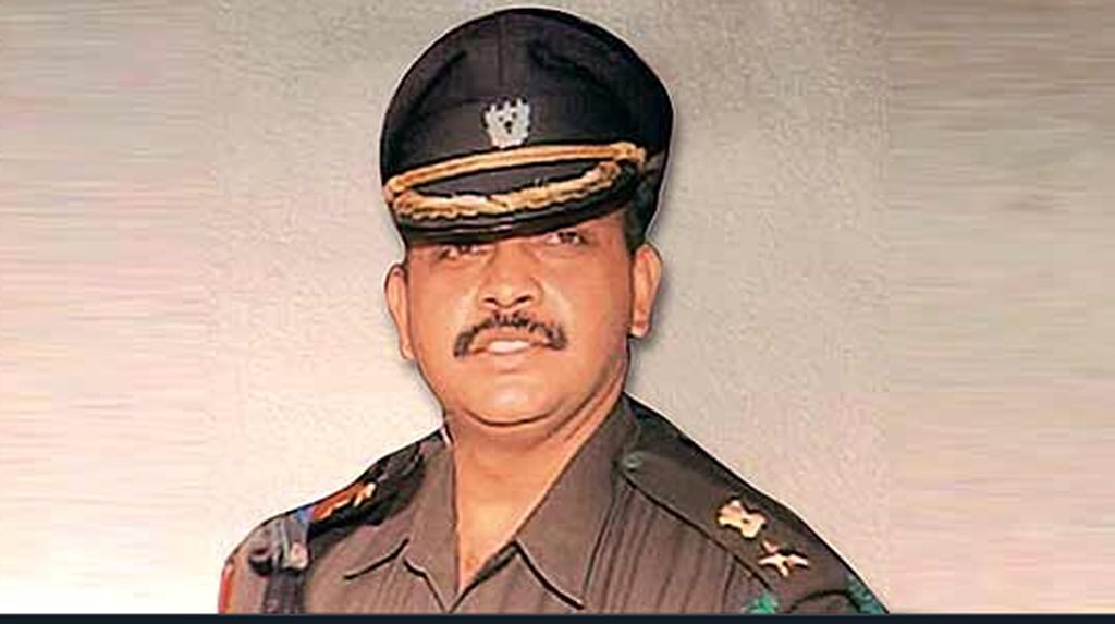 Malegaon case: SC grants bail to Lt Col Shrikant Purohit 