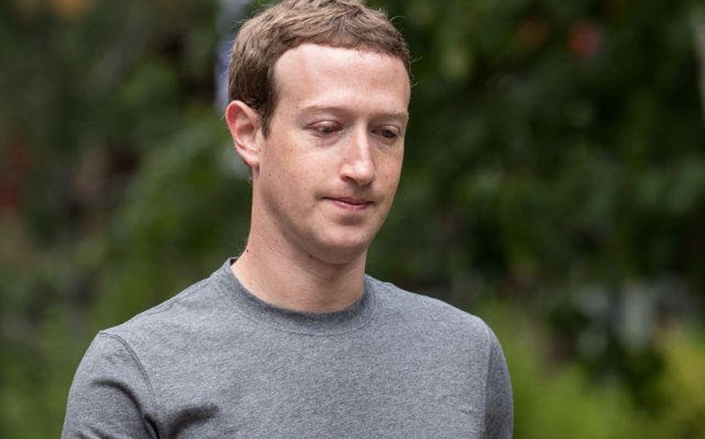 Facebook CEO apologises for dividing people