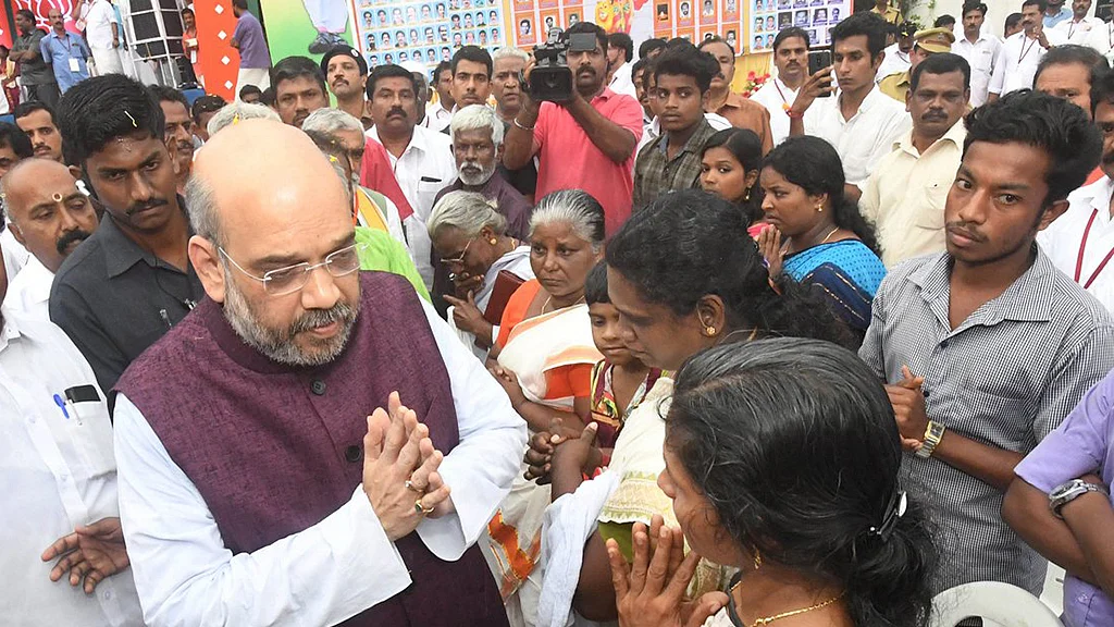 Photo taken from Amit Shah’s Twitter account