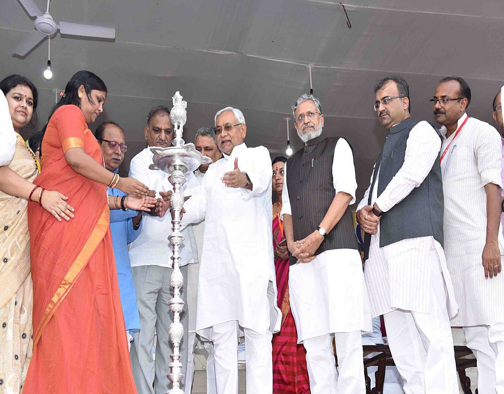 Cracks appear in BJP-JD(U) alliance in Bihar