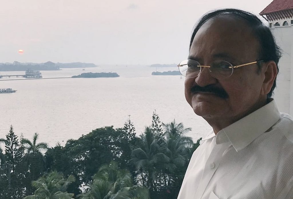 Physical threats unacceptable: Naidu on ‘Padmavati’ row