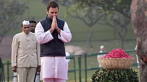 Rahul Gandhi to accept huge Indian flag ‘insulted’ by Gujarat CM
