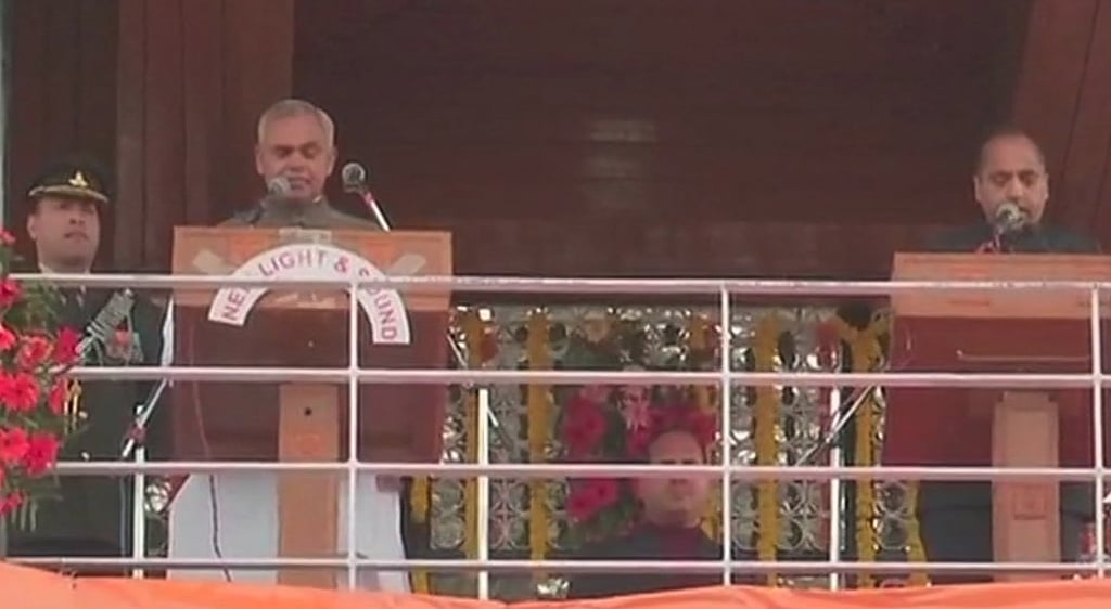 Jai Ram Thakur takes oath as Himachal CM