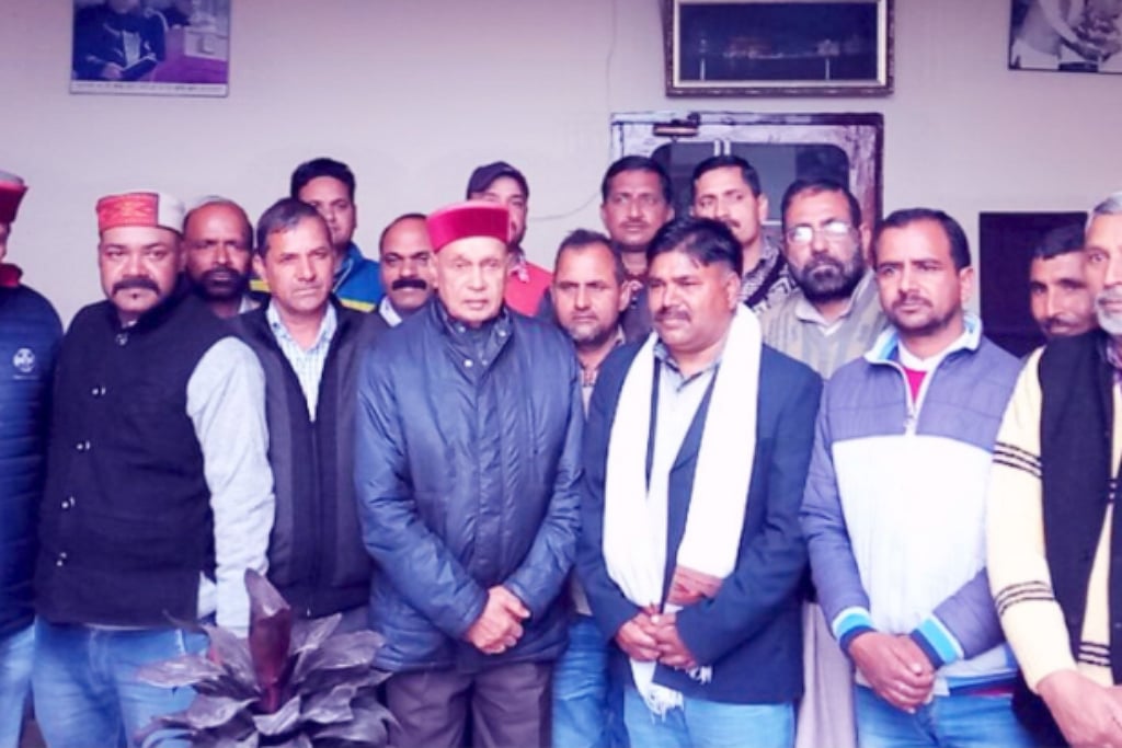 After losing CM-face Dhumal, BJP looks for alternatives