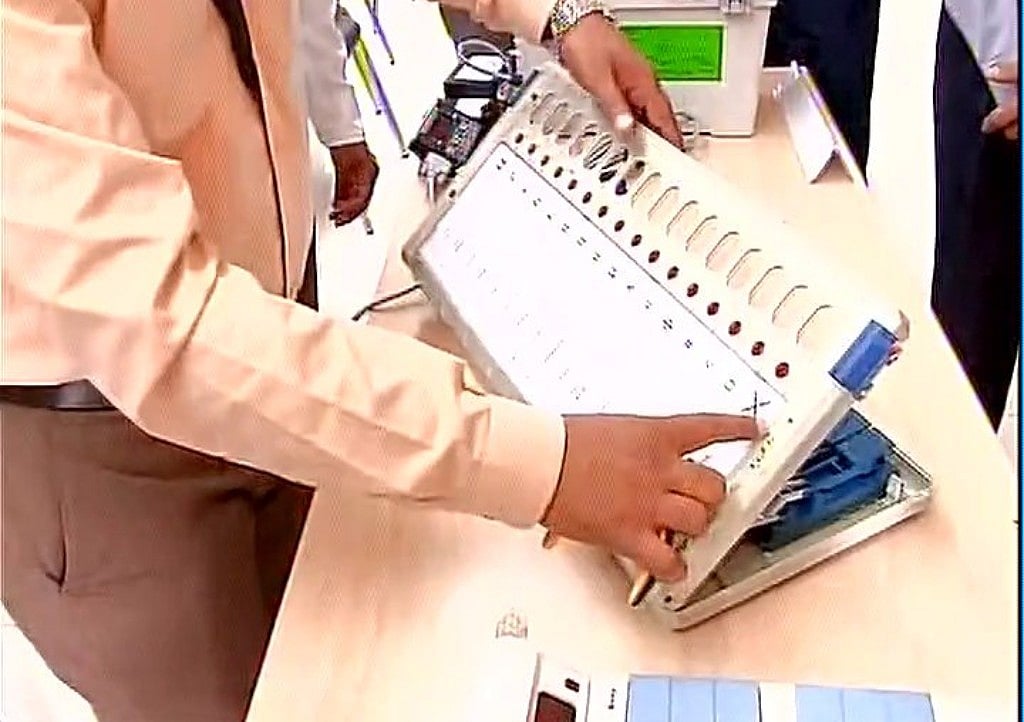 Voting machines without safeguards