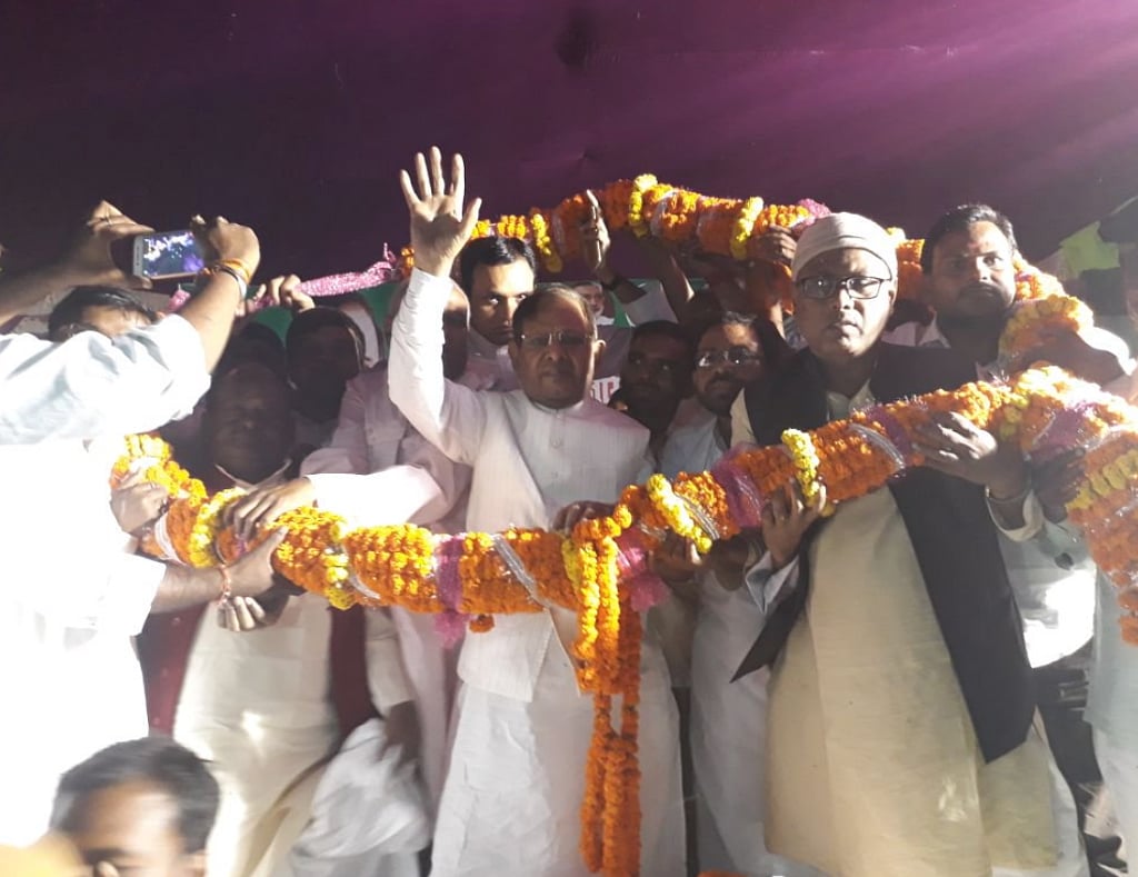Will continue fighting against undemocratic style of functioning: Sharad Yadav