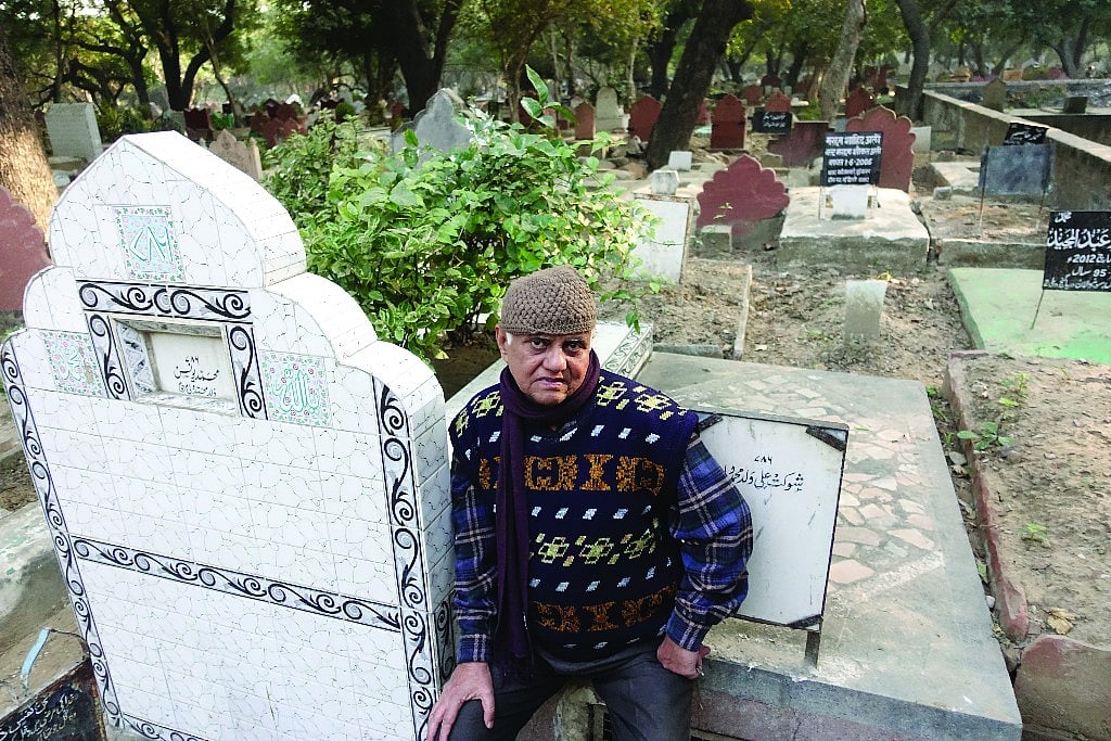 Living with the dead 