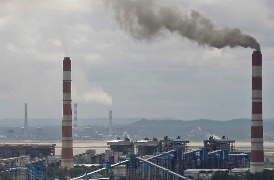  300 coal power plants  violate air pollution laws, MoEF ignores 