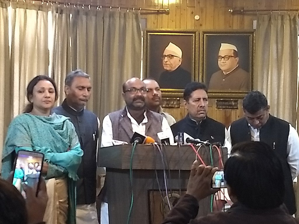 Just seven Cong MLAs embarrass Yogi in UP Vidhan Sabha