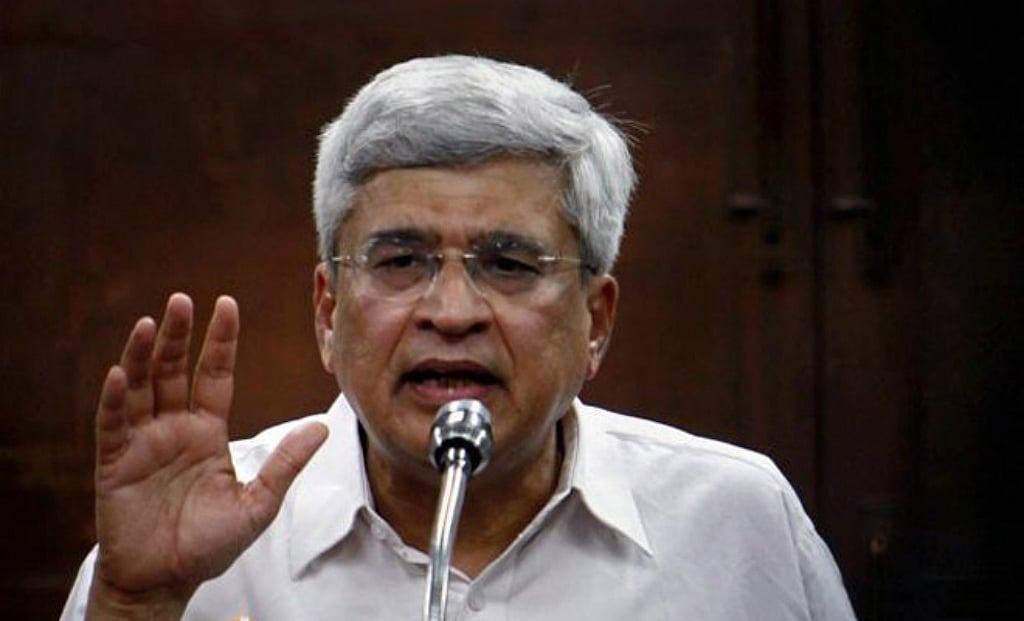  Karat finds Congress, not Modi, against the working class 