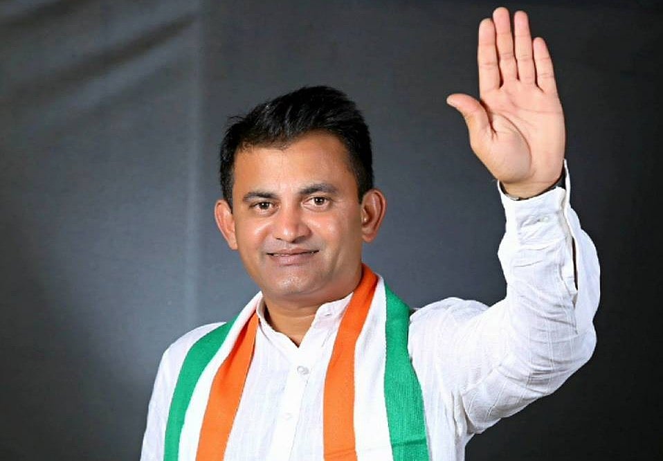 BJP-RSS are taking Indian youth back to 18th century: Paresh Dhanani