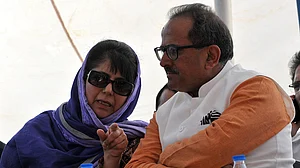 J&K Deputy CM, Speaker default on loans by J&K Bank, in which state govt has 59% stake, claims Lone
