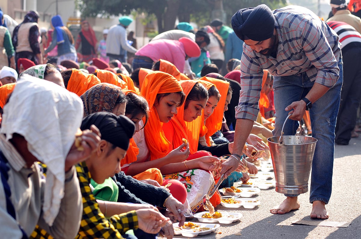 Gurdwaras feel the GST pinch in serving free langars