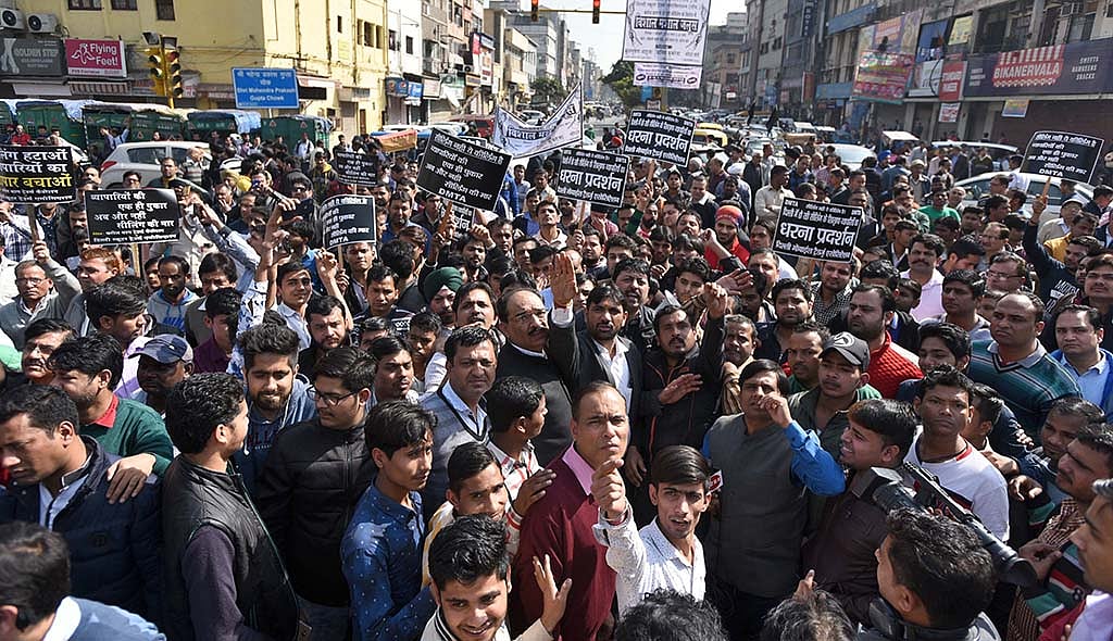 Delhi traders hold mega rally to protest ongoing sealing drive