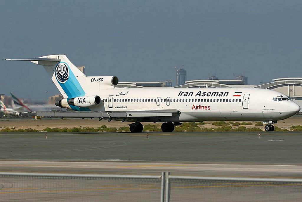 Plane crashes in southern Iran, all 66 aboard killed