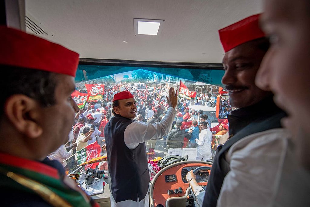 UP bypolls: Poor turnout as both SP, BJP claim victory