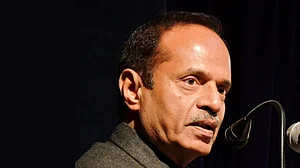 Harish Khare, Tribune editor, quits