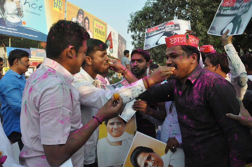 SP-BSP alliance shows the way for anti-BJP grand alliance