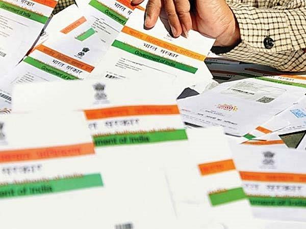 Centre likely to extend March 31 deadline for Aadhaar linkage