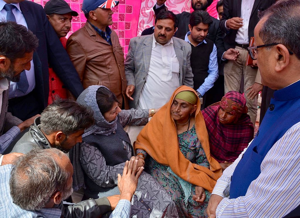 Ceasefire violations: On both sides of LoC, residents cry for peace
