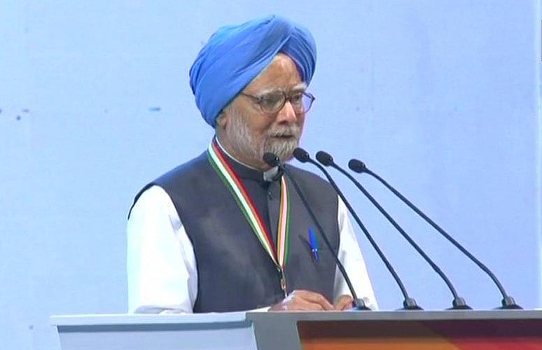 Congress Plenary 2018: Manmohan Singh says Modi government messed up  economy, J&K situation