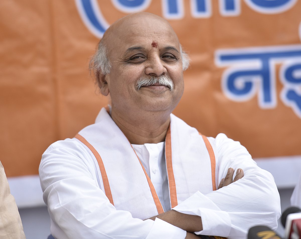 Praveen Togadia escapes unhurt as truck hits his car in Gujarat