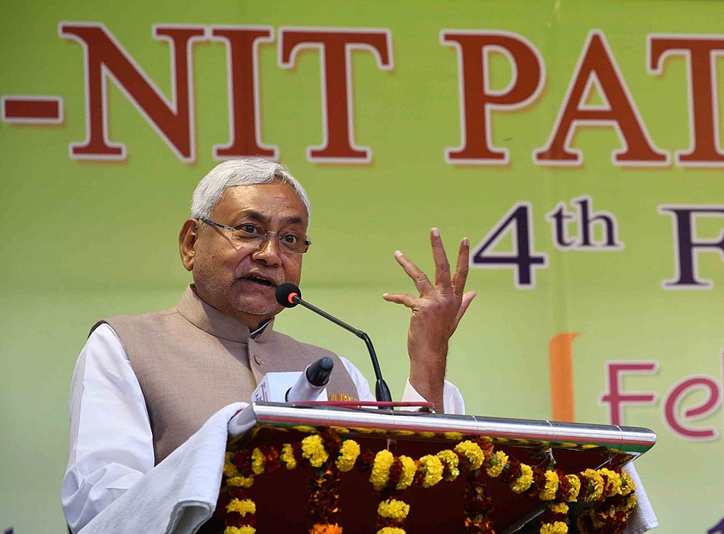 Bihar CM Nitish Kumar regrets not having learned Urdu in his student days