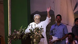 Naveen mocks BJP losses, doesn’t rule out joining ‘anti-BJP’ alliance