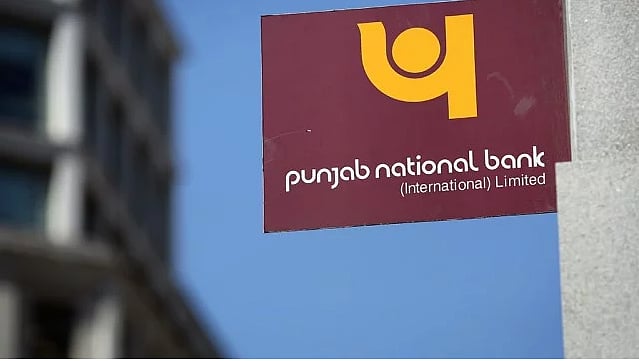 PNB recovers ₹278 crore from poor account holders as penalty      