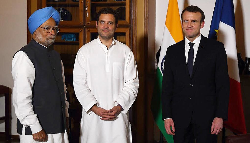 Rahul discusses fake news with Macron